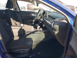 2024 Kia Forte LXS with VIN 3KPF24AD2RE749898, listed as a IAAI auction lot 41620623 with 4,378 mi miles and . Bid and sale history available at DreamBid. Image 5.