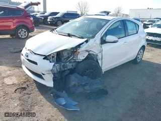 2014 Toyota Prius c One with VIN JTDKDTB39E1569114, listed as a IAAI auction lot 41616062 with 1 mi miles. Bid and sale history available at carsss.com. Image 16.