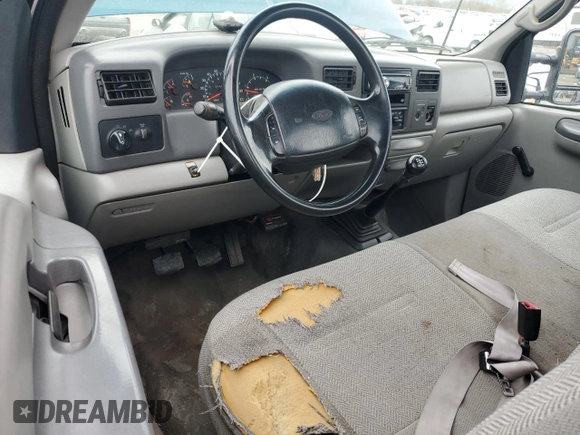 2000 Ford Super Duty F-250 XL with VIN 1FTNF20F5YEA22157, listed as a Copart auction lot 45497565 with 209,022 mi miles and Salvage Title. Bid and sale history available at carsss.com. Image 8.