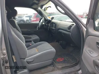 2006 Toyota Tundra SR5 with VIN 5TBRU34176S462165, listed as a IAAI auction lot 41694983 with 254,282 mi miles and . Bid and sale history available at DreamBid. Image 5.