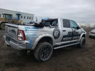 2017 Ram 2500 Tradesman with VIN 3C6UR5CL6HG571808, listed as a Copart auction lot 52703345 with 135,981 mi miles and Salvage title. Bid and sale history available at DreamBid. Image 3.