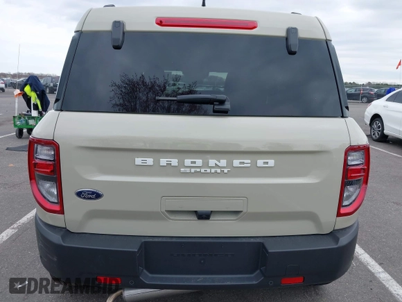 2024 Ford Bronco Sport Big Bend z VIN 3FMCR9B64RRF67202, wystawiony jako IAAI lot #42028035 z przebiegiem 454 mil mil oraz . Historia ofert i sprzedaży dostępna na DreamBid. Obrazek 16.