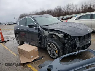 2017 Maserati Levante с VIN ZN661XUS6HX254437, выставлен на аукционе Copart как лот 87010694 с пробегом 73 508 миль миль и Списание • Salvage title. История ставок и продаж доступна на DreamBid. Изображение 4.