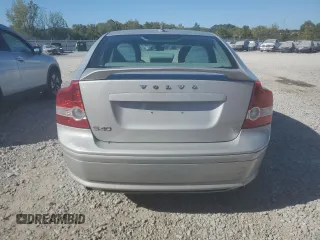 2005 Volvo S40 with VIN YV1MS682452065606, listed as a Copart auction lot 75401724 with 108,789 mi miles and Clean Title. Bid and sale history available at carsss.com. Image 6.