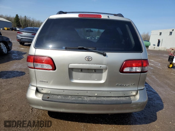 2001 Toyota Sienna LE with VIN 4T3ZF13CX1U361167, listed as a Copart auction lot 51608215 with 291,581 mi miles and Clean Title. Bid and sale history available at carsss.com. Image 6.
