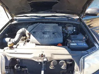 2004 Toyota 4Runner SR5 with VIN JTEBU14R940021054, listed as a IAAI auction lot 40557923 with 164,383 mi miles and . Bid and sale history available at DreamBid. Image 10.
