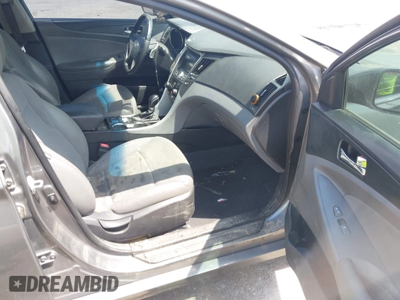 2013 Hyundai Sonata Limited with VIN 5NPEC4AC3DH683978, listed as a IAAI auction lot 42194847 with 138,995 mi miles and . Bid and sale history available at DreamBid. Image 5.