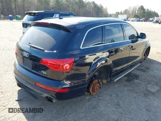 2015 Audi Q7 S line Prestige с VIN WA1DGAFE8FD023141, выставлен на аукционе IAAI как лот 41785659 с пробегом 137 342 миль миль и . История ставок и продаж доступна на DreamBid. Изображение 4.