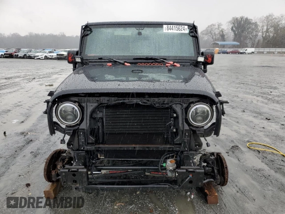 2018 Jeep Wrangler JK Unlimited Sahara with VIN 1C4BJWEG3JL918792, listed as a Copart auction lot 84415624 with 0 mi miles and Clean Title. Bid and sale history available at carsss.com. Image 5.