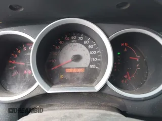 2006 Toyota Tacoma with VIN 5TEUU42N46Z183840, listed as a IAAI auction lot 41805575 with 219,764 mi miles. Bid and sale history available at carsss.com. Image 7.
