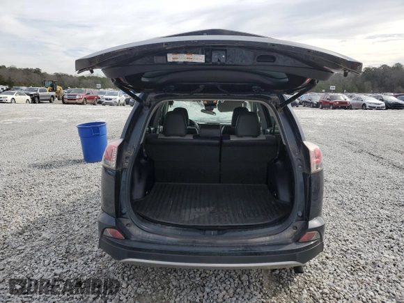 2018 Toyota RAV4 XLE with VIN JTMWFREV6JJ735000, listed as a Copart auction lot 45869275 with 113,675 mi miles and Salvage Title. Bid and sale history available at DreamBid. Image 6.