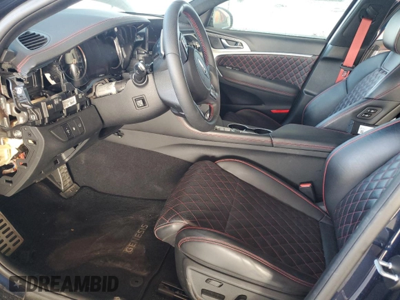 2023 Genesis G70 3.3T with VIN KMTG54TE2PU110213, listed as a Copart auction lot 43505025 with 13,039 mi miles and Salvage Title. Bid and sale history available at DreamBid. Image 7.