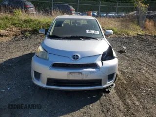 2008 Scion xD z VIN JTKKU10408J025968, wystawiony jako Copart lot #54627355 z przebiegiem 144 133 mil mil oraz Szkoda całkowita • Salvage title. Historia ofert i sprzedaży dostępna na DreamBid. Obrazek 5.
