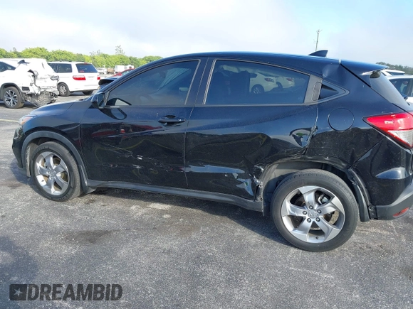 2021 Honda HR-V LX with VIN 3CZRU5H33MM730828, listed as a IAAI auction lot 41500882 with 48,503 mi miles. Bid and sale history available at carsss.com. Image 6.