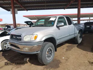 2000 Toyota Tundra SR5 with VIN 5TBRN3415YS049029, listed as a IAAI auction lot 41731441 with 202,100 mi miles and . Bid and sale history available at DreamBid. Image 17.