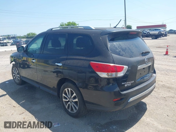 2015 Nissan Pathfinder SL z VIN 5N1AR2MM2FC683874, wystawiony jako IAAI lot #42565908 z przebiegiem 82 352 mil mil oraz . Historia ofert i sprzedaży dostępna na DreamBid. Obrazek 3.