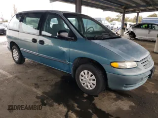 1996 Plymouth Voyager z VIN 2P4FP2536TR588853, wystawiony jako Copart lot #49285435 z przebiegiem 102 588 mil mil oraz Czysty tytuł • Clean title. Historia ofert i sprzedaży dostępna na DreamBid. Obrazek 4.