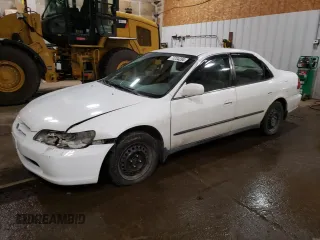 1998 Honda Accord LX с VIN 1HGCG5546WA004382, выставлен на аукционе Copart как лот 73204234 с пробегом 204 712 миль миль и Списание • Salvage title. История ставок и продаж доступна на DreamBid. Изображение 1.