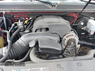2008 Chevrolet Suburban 2LT with VIN 3GNFK16348G159436, listed as a IAAI auction lot 41981116 with Not Provided miles and . Bid and sale history available at DreamBid. Image 10.