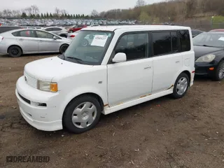 2005 Scion xB with VIN JTLKT324154024331, listed as a IAAI auction lot 42045127 with 170,111 mi miles. Bid and sale history available at carsss.com. Image 2.