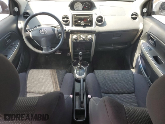 2004 Scion xA with VIN JTKKT624840061212, listed as a Copart auction lot 56391555 with 152,361 mi miles and Salvage Title. Bid and sale history available at DreamBid. Image 8.