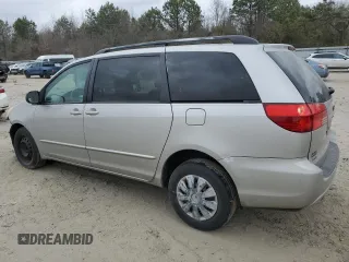 2004 Toyota Sienna CE with VIN 5TDZA23C34S044504, listed as a Copart auction lot 47039055 with 124,056 mi miles and Salvage Title. Bid and sale history available at carsss.com. Image 2.