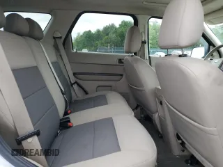 2008 Ford Escape XLT с VIN 1FMCU93118KC45606, выставлен на аукционе Copart как лот 58634705 с пробегом 122 209 миль миль и Списание • Salvage title. История ставок и продаж доступна на DreamBid. Изображение 11.