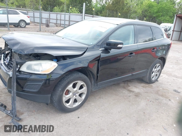 2013 Volvo XC60 3.2L z VIN YV4952DL0D2372518, wystawiony jako IAAI lot #42061418 z przebiegiem 122 704 mil mil oraz . Historia ofert i sprzedaży dostępna na DreamBid. Obrazek 2.