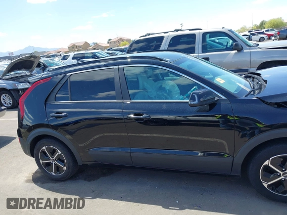2023 Kia Niro EX with VIN KNDCR3LE1P5100018, listed as a IAAI auction lot 42033942 with 25,188 mi miles. Bid and sale history available at carsss.com. Image 13.