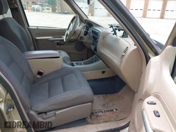 2002 Ford Explorer Sport Trac Value z VIN 1FMZU67E42UB44397, wystawiony jako IAAI lot #42727360 z przebiegiem 214 265 mil mil oraz . Historia ofert i sprzedaży dostępna na DreamBid. Obrazek 5.