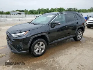 2022 Toyota RAV4 XLE with VIN 2T3P1RFV5NW266832, listed as a Copart auction lot 59540065 with 45,625 mi miles and Salvage title. Bid and sale history available at DreamBid. Image 1.