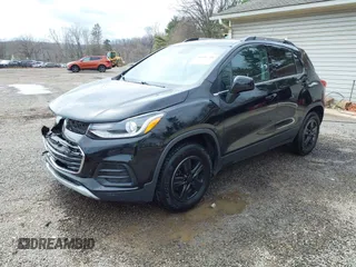 2018 Chevrolet Trax LT with VIN 3GNCJPSB7JL332871, listed as a IAAI auction lot 41946788 with 60,987 mi miles. Bid and sale history available at carsss.com. Image 19.