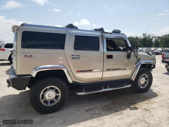 2004 Hummer H2 with VIN 5GRGN23U94H116071, listed as a Copart auction lot 67633684 with 0 mi miles and Non Repairable. Bid and sale history available at carsss.com. Image 3.
