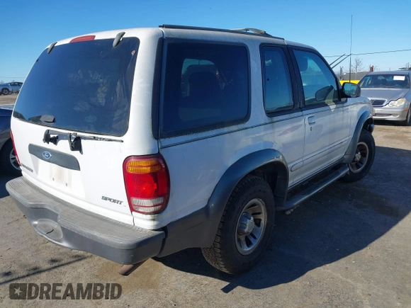 1998 Ford Explorer с VIN 1FMYU22E3WUD03895, выставлен на аукционе IAAI как лот 41376811 с пробегом 170 920 миль миль и . История ставок и продаж доступна на DreamBid. Изображение 4.