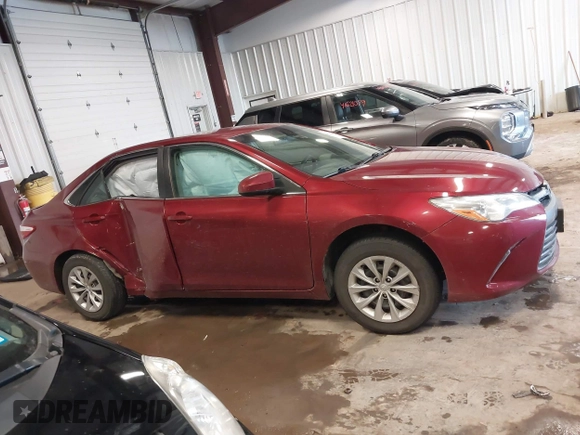 2017 Toyota Camry XLE with VIN 4T1BF1FK5HU692603, listed as a IAAI auction lot 41627917 with 21,986 mi miles. Bid and sale history available at carsss.com. Image 13.