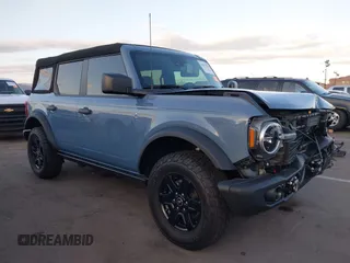 2024 Ford Bronco Black Diamond with VIN 1FMDE1BH2RLA96393, listed as a IAAI auction lot 42071431 with 213 mi miles and . Bid and sale history available at DreamBid. Image 1.