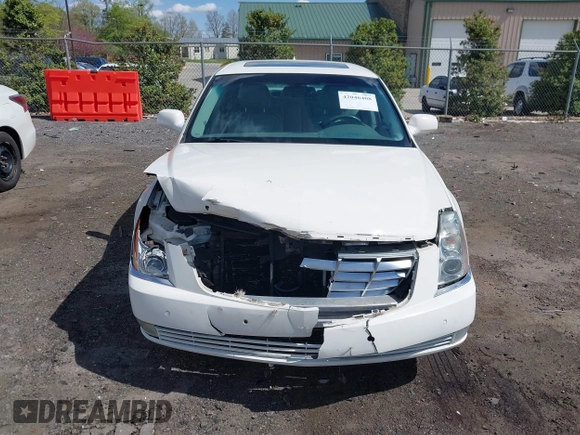2010 Cadillac DTS 1SC z VIN 1G6KD5EY0AU114294, wystawiony jako IAAI lot #42046408 z przebiegiem 119 142 mil mil oraz . Historia ofert i sprzedaży dostępna na DreamBid. Obrazek 12.
