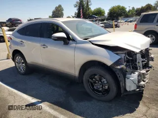 2022 Toyota Venza LE with VIN JTEAAAAH0NJ117778, listed as a Copart auction lot 70508694 with 31,492 mi miles and Salvage Title. Bid and sale history available at carsss.com. Image 4.