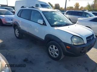 2005 Hyundai Tucson GLS с VIN KM8JN12D85U050927, выставлен на аукционе IAAI как лот 40662901 с пробегом 135 371 миль миль и . История ставок и продаж доступна на DreamBid. Изображение 1.