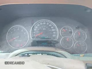 2002 GMC Envoy SLT с VIN 1GKDT13SX22290996, выставлен на аукционе IAAI как лот 42398689 с пробегом 146 987 миль миль и . История ставок и продаж доступна на DreamBid. Изображение 7.