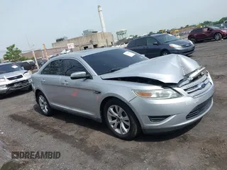 2010 Ford Taurus SEL с VIN 1FAHP2EW3AG156815, выставлен на аукционе IAAI как лот 42342615 с пробегом 152 870 миль миль и . История ставок и продаж доступна на DreamBid. Изображение 13.