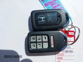 2024 Honda Odyssey Touring с VIN 5FNRL6H88RB046282, выставлен на аукционе IAAI как лот 42223669 с пробегом Не указан миль и . История ставок и продаж доступна на DreamBid. Изображение 11.