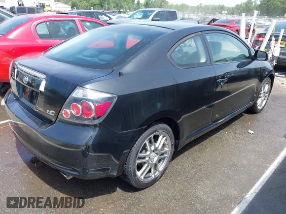 2009 Scion tC z VIN JTKDE167790276453, wystawiony jako IAAI lot #42169916 z przebiegiem 118 418 mil mil oraz . Historia ofert i sprzedaży dostępna na DreamBid. Obrazek 4.