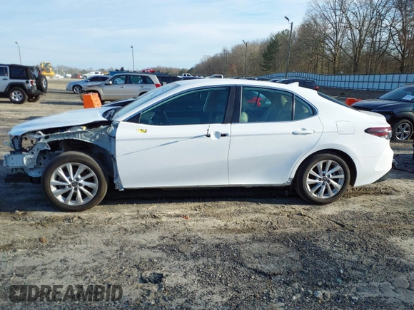 2024 Toyota Camry LE z VIN 4T1C11AK3RU879043, wystawiony jako IAAI lot #41601018 z przebiegiem 38 442 mil mil oraz . Historia ofert i sprzedaży dostępna na DreamBid. Obrazek 15.