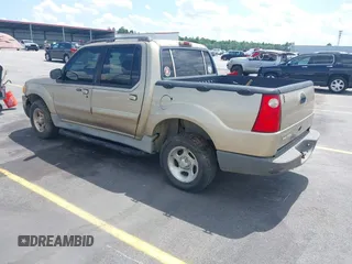 2001 Ford Explorer Sport Trac with VIN 1FMZU67E51UC84439, listed as a IAAI auction lot 42504240 with 290,657 mi miles and . Bid and sale history available at DreamBid. Image 3.