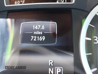2018 Infiniti QX30 Premium z VIN SJKCH5CR7JA047290, wystawiony jako IAAI lot #41270760 z przebiegiem 72 169 mil mil oraz . Historia ofert i sprzedaży dostępna na DreamBid. Obrazek 15.