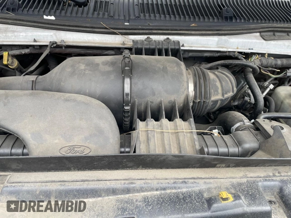 2018 Ford Econoline Cargo with VIN 1FDFE4FSXJDC36091, listed as a Copart auction lot 52462305 with 222,508 mi miles and Clean Title. Bid and sale history available at DreamBid. Image 7.