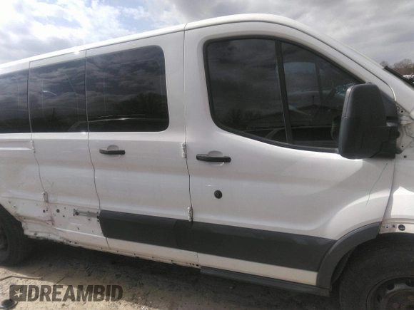 2017 Ford Transit XL с VIN 1FBZX2ZMXHKA05361, выставлен на аукционе IAAI как лот 41852894 с пробегом 176 856 миль миль и . История ставок и продаж доступна на DreamBid. Изображение 13.