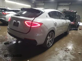 2019 Maserati Levante S with VIN ZN661YUS9KX313168, listed as a Copart auction lot 47557155 with 75,695 mi miles and Salvage Title. Bid and sale history available at carsss.com. Image 3.