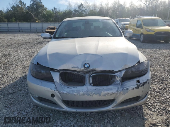 2011 BMW 3 Series 328i with VIN WBAPH7C54BE675893, listed as a Copart auction lot 48621565 with 177,382 mi miles and Salvage Title. Bid and sale history available at DreamBid. Image 5.